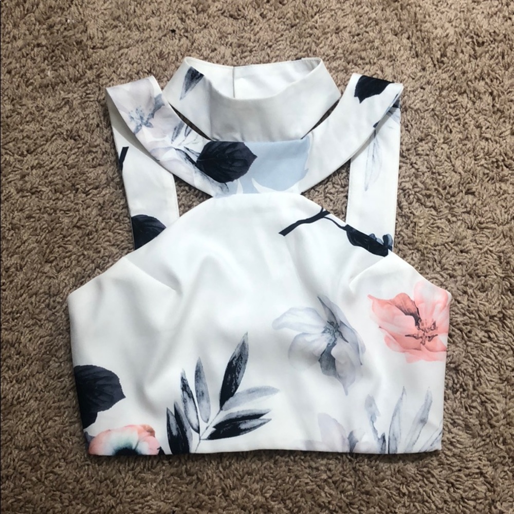 Vestique Not Your Average Wallflower Top